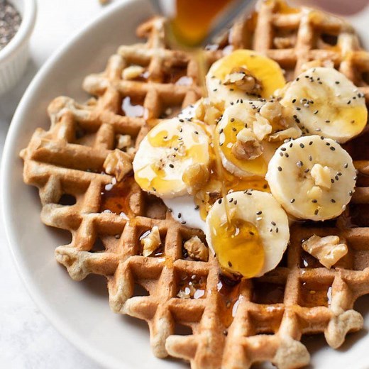 155K views · 1.4K reactions | These Gluten-Free Banana Quinoa Waffles are healthy, easy to make, absolutely delicious! They freeze well for meal prep and are great for weekend brunch (you could try aquafaba instead of the eggs to make vegan) RECIPE: https://www.simplyquinoa.com/banana-quinoa-waffles/ | Simply Quinoa | Facebook