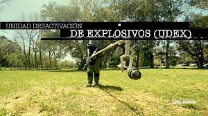 La Unidad Desactivación de Explosivos se creó en 1986, en aquel entonces denominada “Grupo de Explosivos”. Desde 2017 a la fecha, tiene dependencia directa de la Agrupación Fuerzas Especiales “Alacrán”. La principal misión de los gendarmes que la conforman es; ejecutar las operaciones inherentes al tratamiento y desactivación de artefactos o materiales explosivos e incendiarios para neutralizar la incidencia y sus efectos. En la actualidad, dicha Unidad está conformada por 49 efectivos distribui