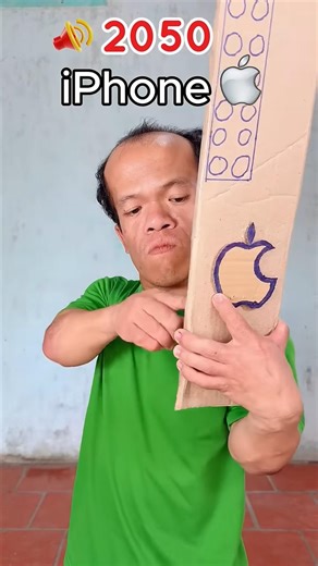 iPhone, Android, NOKIA 2050 ☎️ 2️⃣0️⃣5️⃣0️⃣