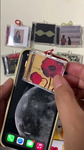 How to make little CD album keychain?