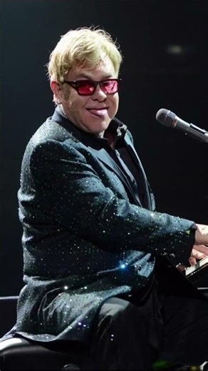 When Shadows Fell in Love with the Light#eltonjohn #80smusic #haveitoldyoulatelythatiloveyou #music