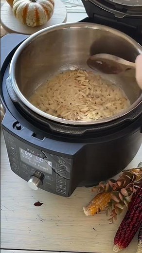 the Instant Ultimate Thanksgiving: Green Beans Almondine