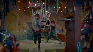 198K views · 2.6K reactions | Glorie Lumii celor Răi! Filmul “Descendenții 2” va veni în curând la Disney Channel. Până la marele moment, ascultă melodia din film cântată de Uma – noul personaj care s-a alăturat găștii malefice  | Disney Channel Romania | Facebook