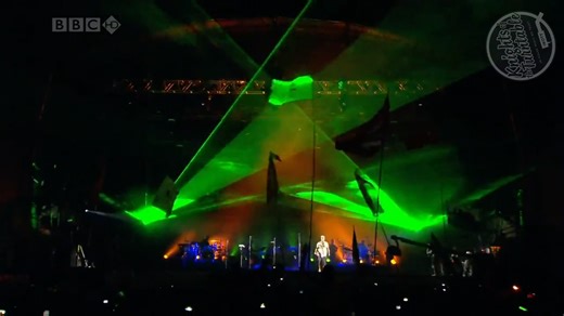 🎥 Revisiting the stunning Massive Attack live performance of 'Unfinished Sympathy' at Glastonbury Festivals 2008 with Shara Nelson being replaced by Yolanda Quarty. 🎥 | Knights Of The Turntable