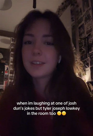 Tyler Joseph's Support for Josh Dun in Comedy Moments