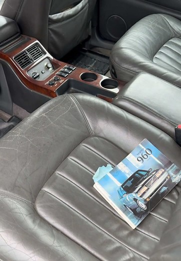 Volvo 960 Royal: A Legendary Automotive Marvel