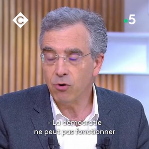 "Nous sommes dans une société de face-à-face, sans modération, sans régulation." Violences dans le débat politique : une France irréconciliable ? Analyse de Dominique Reynié | C à vous