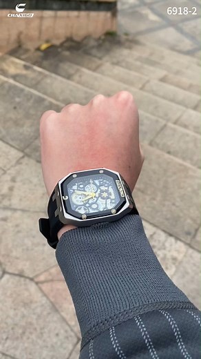 Chaxigo Waiden on Instagram: "CHAXIGO Model: 6918-2 🌟Series Name: Trendy 🌟Suitable Age Group: All ages 🌟Water Resistance Level: 2ATM 🌟Battery Capacity: 24 months 🌟Case: Alloy (high strength, strong corrosion resistance) 🌟Watch Glass: Glass (wear-resistant and scratch-resistant) 🌟Dial: Steel (corrosion resistance, natural antibacterial property) 🌟Plating: IP (environmental protection, safety, durability, beauty) 🌟Case Size: 41*46MM 🌟Weight: 78G 🌟Strap: Silicone features (high temperatu