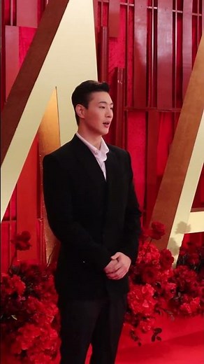 Kim Ji Soo on GMA GALA Red Carpet #shorts | GMA Gala 2024 - Red Carpet