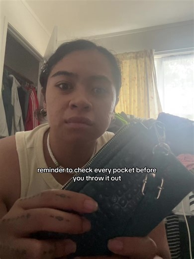 havent seen this bag in 3 years btw | bag