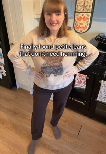 Cozy jeans > stiff denim every time 🤍 Super stretchy, buttery soft, and made to hug without squeezing. Everyday wear made easy — plus six colour options ✨ #relarela #petitefashion #jeanshighwaist #highlandcow #tiktokmademebuyit