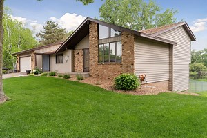 3291 Hillsboro Ave S, Saint Louis Park, MN 55426 - MLS 6721064 - Coldwell Banker
