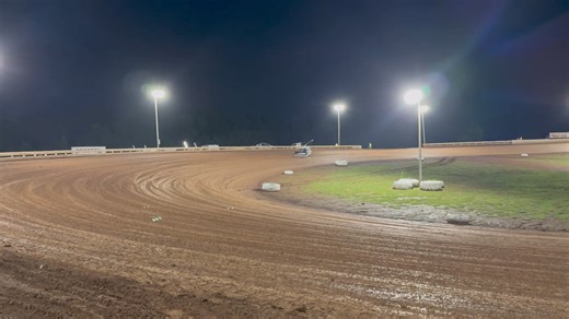 Thank you for sticking with us! After the rain delay, Hot Laps are back underway on a very fast Skyline Speedway! | Skyline Speedway