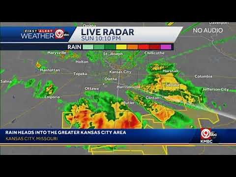 LIVE RADAR: Rain rolls into the greater Kansas City area