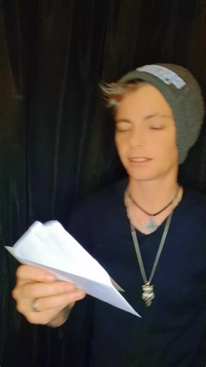 @_Mich_💛🐝🌻 you signed it 🤣🧡 #sam #realsam #comedy #derek #skit #🤣🤣🤣