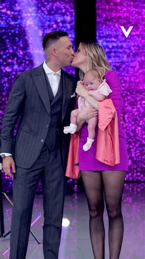 Mamma e papà pazzi per la piccola Allegra 🥹💕 #Verissimo