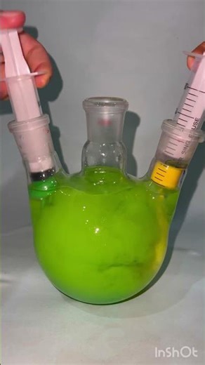 Green + Yellow 💚💛 #colormixing #colormixingmagic #experimnent