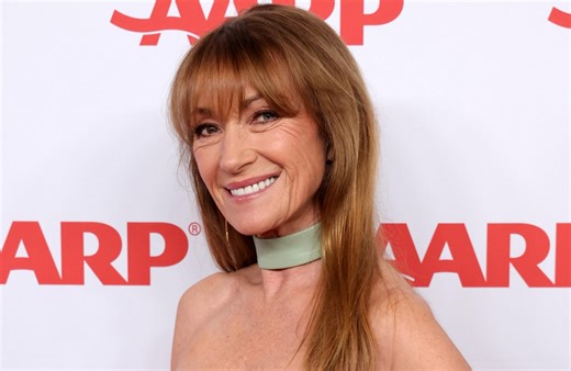 Jane Seymour dined with John Wayne on airplane before she got famous