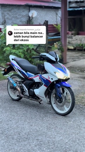 Membalas kepada @عزالدين sya pkai exzos open untk prgi krja saja mai🙏🏻 bkn untk blmba atau slbih nya, tujuan sya pkai open bnyak krta tukar lorong scra mengejut bila jem awal pagi, moto ni untk krja ulang alik krja shja tk prgi lmba tk prgi langgok, sya mngaku moto std pkai open, saja jer nk cuba pkai open mntap ke tk bunyi🤣 sya cuma jelas kn apa yng anda komen✌🏻 jnji mrh mai trma kasih mengur tunggu gaji masuk tukar cutting🤣 sori moto tk clean moto kerja😂 #pan⚡️heng #borneostyle #xyzabc #