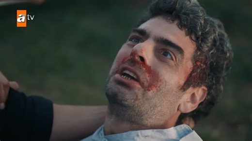 Mar Negro | Fugitiva – Capítulo 82 | Doblado #MarNegro #SenAnlatKaradeniz | Atv Español