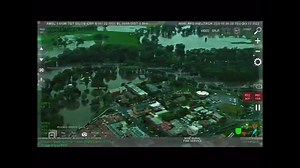 Flood levels peaked at the Wagga Wagga gauge around 6am this morning at 9.22 metres before falling to 9.19 metres by 12pm. As the peak makes its way down the Murrumbidgee, there are still a number of flood warnings in place. To view a list of current warnings, please go to www.ses.nsw.gov.au For emergency help in floods and storms, call the NSW SES on 132 500. In life threatening situations, call Triple Zero (000) immediately. This aerial footage was taken over Wagga Wagga this morning by NSW Ru