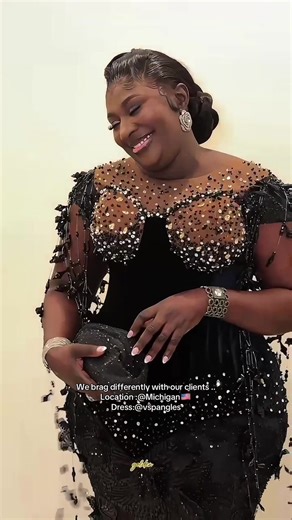 We brag differently with our clients .. Location :@Michigan🇺🇸 Dress:@vspangles