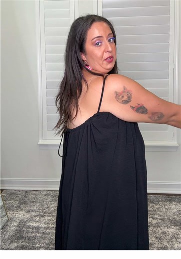 Feeling Hot in This Dress: A Stylish Statement