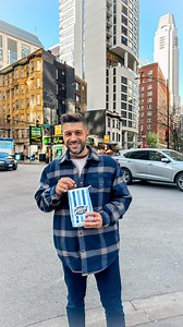 45K views · 35 reactions | Si j’habitais a Chicago j’en mangerai tous les jours et du coup je ne serais sûrement plus de ce monde pour vous en parler  #chicago #test #crashtest #popcorn #garrett #incontournable #classic #food #foodporn #usa | Nicook | Facebook