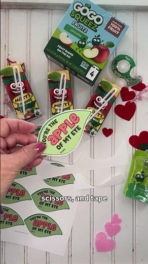 Applesauce Valentines for School - Free Printable Classroom Valentines