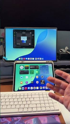 Must have travel screen! Helps you set up extended monitors! #monitor #monitor #travelessentials