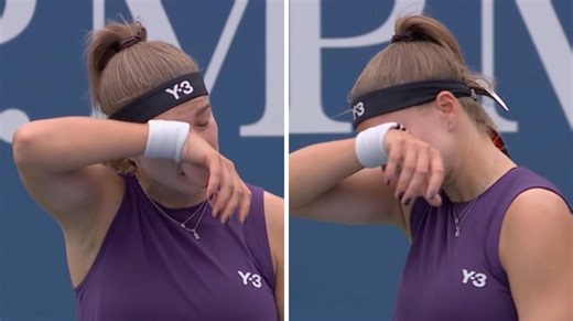 Karolina Muchova becomes emotional after spotting ex-boyfriend in crowd