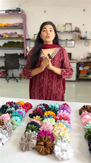 Beautiful satin scrunchie now available on all sizes #hairaccessories #diy #trending #fashion