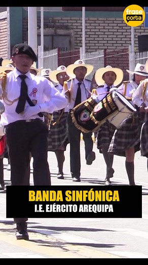 9.8K views · 48 reactions | #Arequipa #ParadaMilitar Banda sinfónica I.E. Ejército Arequipa 2024 | Frase Corta | Facebook