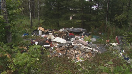La fonte des neiges laisse réapparaître les déchets à Saguenay