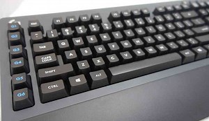 Logitech G613 Wireless Gaming Keyboard Review - Cutting The Cord in Style