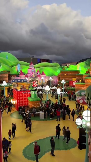 Dine in Style at Toadstool Cafe - Universal Studios Hollywood