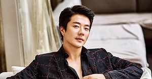 'Ông hoàng nước mắt' Kwon Sang Woo và vợ viên mãn sau bao sóng gió