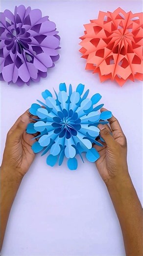 Christmas Paper Snowflake Tutorial 🎄 Easy 3D Paper Cutting Design #Shorts