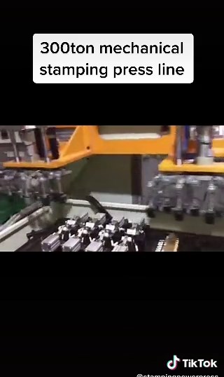 300ton mechanical stampig press line. #stampingpress #autoparts #stampingmachinesupplier #progressivedie #metalparts #punchingmachine #automotive