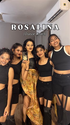 Lavita Lobo on Instagram: "Rosalina with my Rosalina’s 🙌🏽😁"