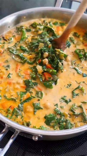 8.6K views · 76 reactions | “Such a quick and easy soup to make that is absolutely bursting with flavor! Next time I make it I will definitely need to double the recipe because this was gone before it was done cooling!”  | Live Eat Learn | Facebook