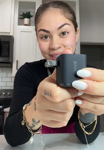 Anker Smart Display Charger: A Game Changer for Devices