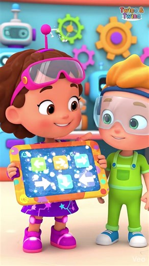 Coding a Robot 🤖📱 | Twino & Twina Kids Shorts
