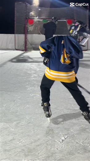 #CapCut #hockeymom | Hockey