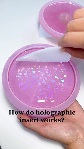 How do holographic insert works? It’s just ine extra step. I’m pouring casting resin for this jewelry box mold. After resin becomes stack, I added the holo inset. Wait it overnight, you will see the gorgeous holographic transferred to your artwork! #resintutorial #holographicmold #holomold #castingresin #resinforbeginners #resintips #resinforyoupage #craftstutorial #etsyusa #etsycanada #epoxyresinartist #epoxyresincanada #handmadegiftsideas #resindiyproject #resinprocessvideo
