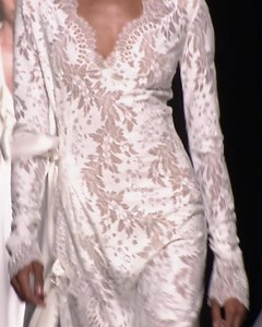 4.8K views · 512 reactions | FASHION SHOW FW19/20 A white dress with...