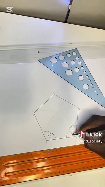 Aprende a dibujar un pentágono paso a paso