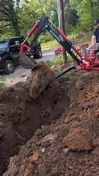Harbor freight backhoe vs boulder #diy #homeimprovement #heavyequipment #heavymachinery #dirt