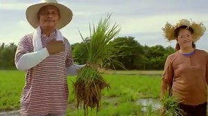 Taos-pusong pagpupugay para sa ating mga kababayang magsasaka -- mula sa #ManokNgBayan, Chooks-to-Go! #PusoParaSaPilipinas #Chookstogo #ManokNgBayan ASC Ref Code: B085N070419C | Chooks-to-Go