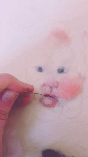 This was done 2 years ago but still worth sharing! #2d portraits #needle felting | Fluffyanimalmoments